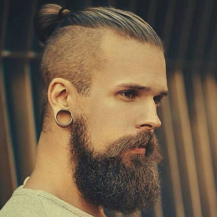 backcombed-hairstyles-for-men-with-beards
